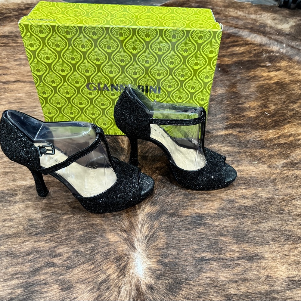 Gianni Bini Black Glitter Heels